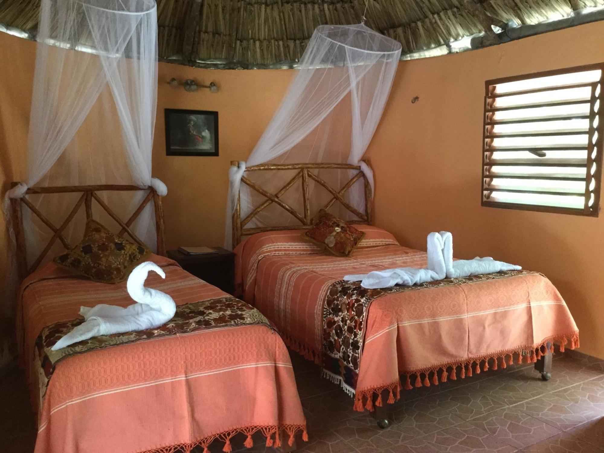 The Pickled Onion B&B And Restaurant Uxmal Santa Elena Quarto foto