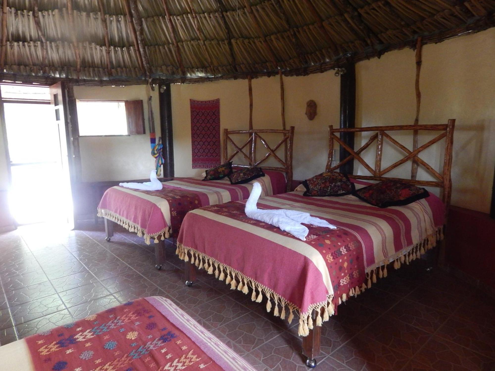 The Pickled Onion B&B And Restaurant Uxmal Santa Elena Quarto foto