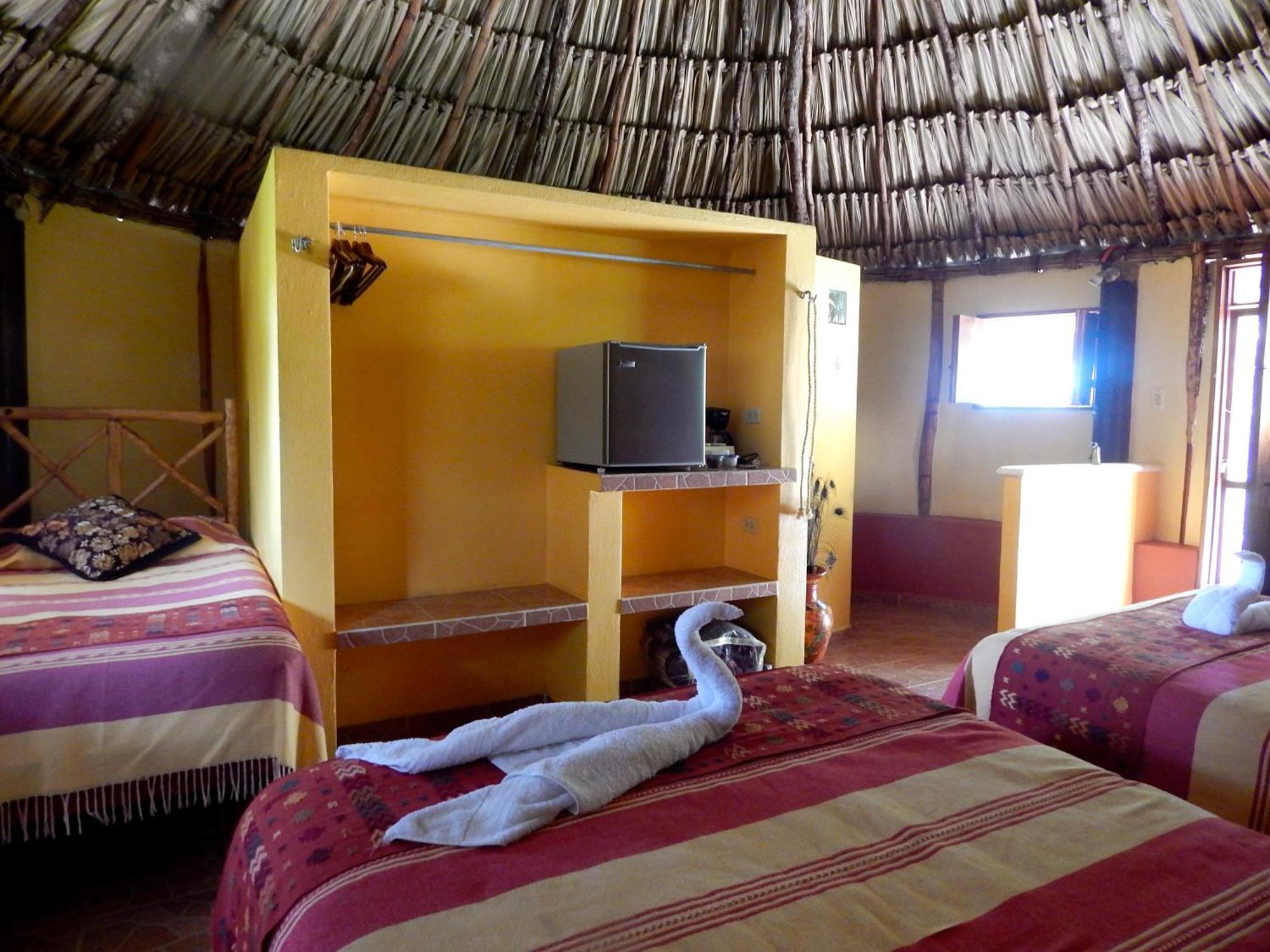 The Pickled Onion B&B And Restaurant Uxmal Santa Elena Quarto foto